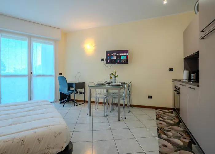 Apartmán Sunset - & Garage, Near A8 Highway Legnano